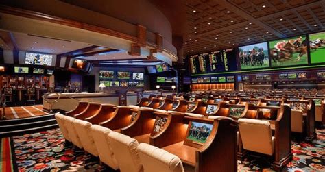 Hollywood Casino At Penn National Race Course, 777 Hollywood .